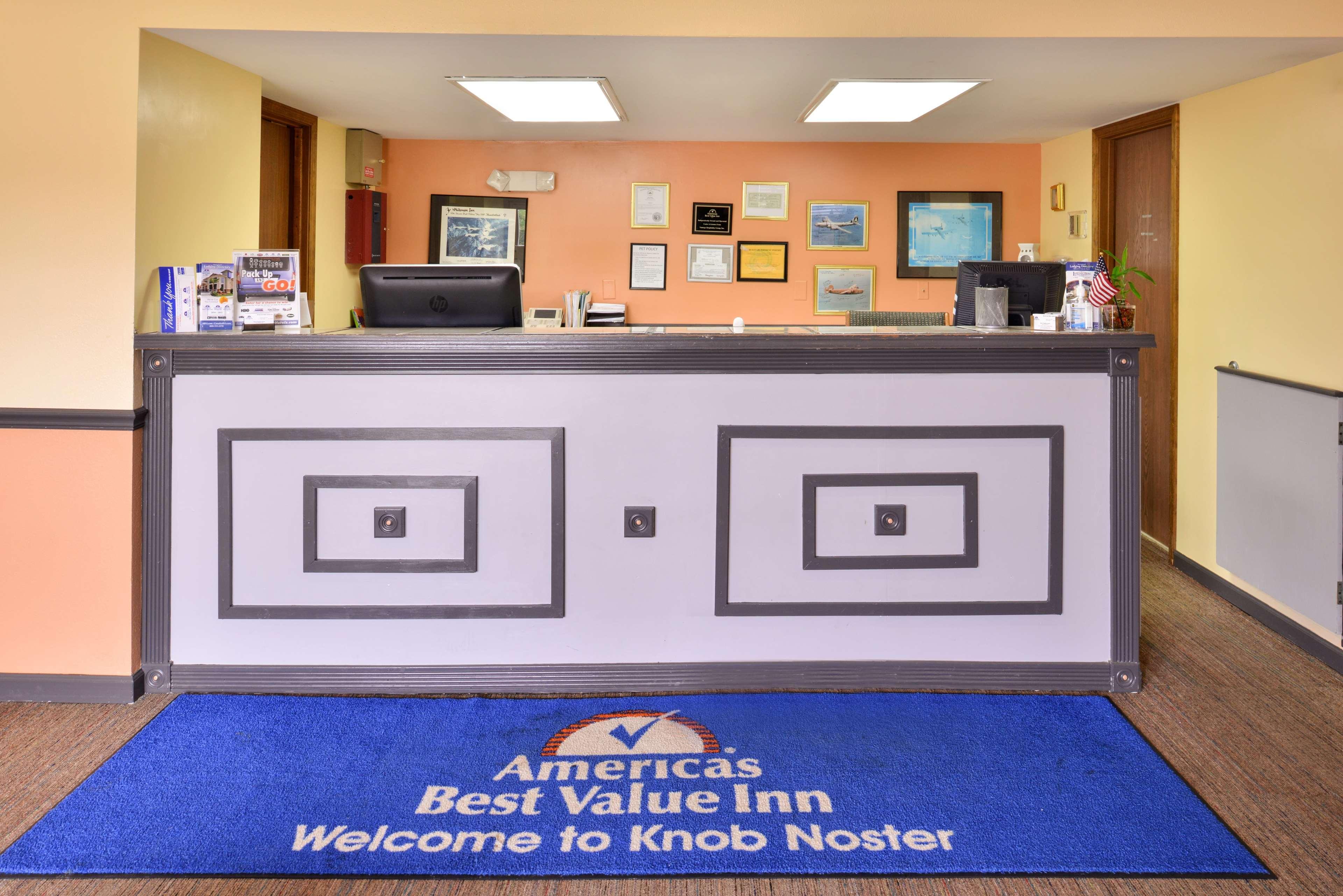 Americas Best Value Inn Knob Noster Εξωτερικό φωτογραφία