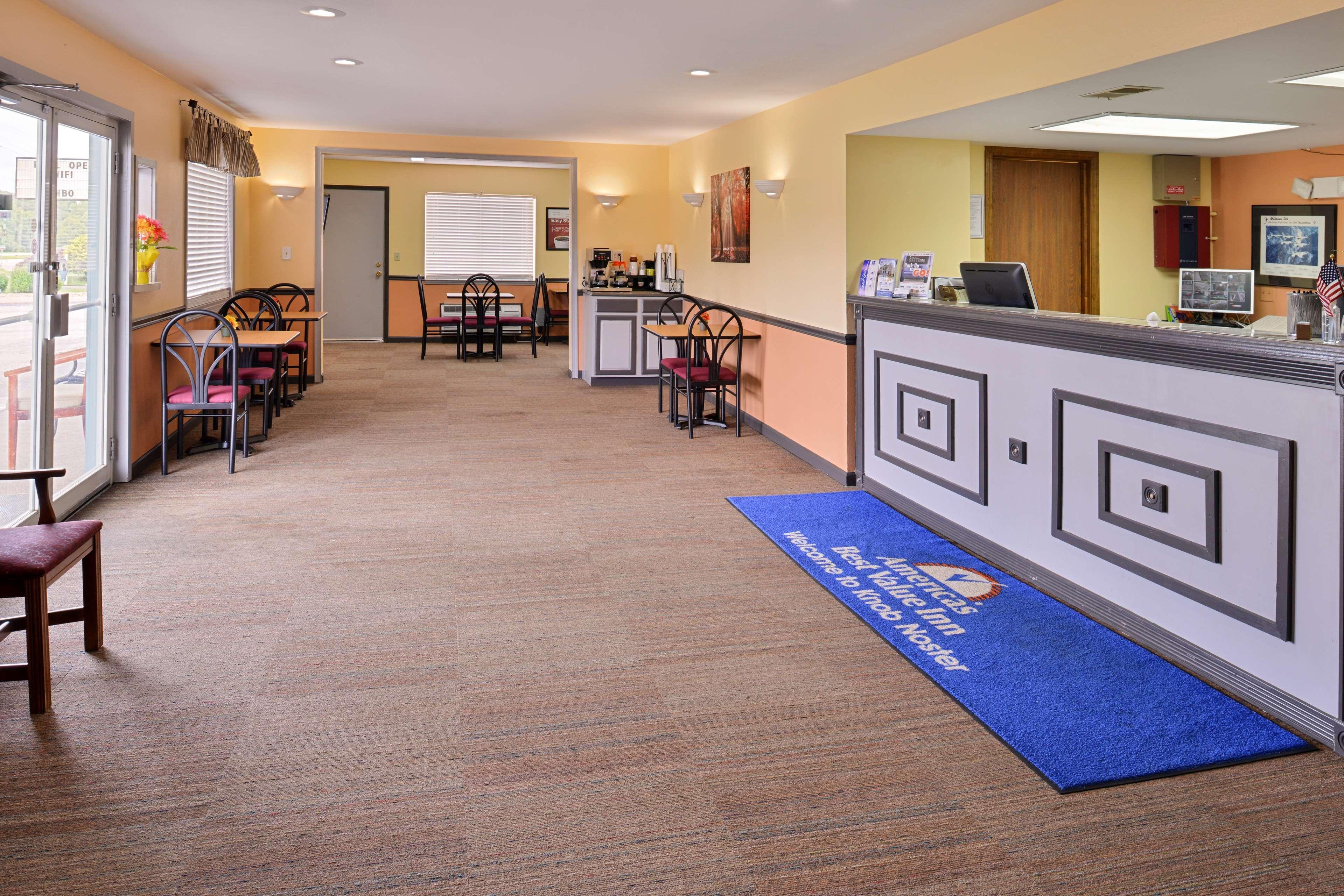Americas Best Value Inn Knob Noster Εξωτερικό φωτογραφία